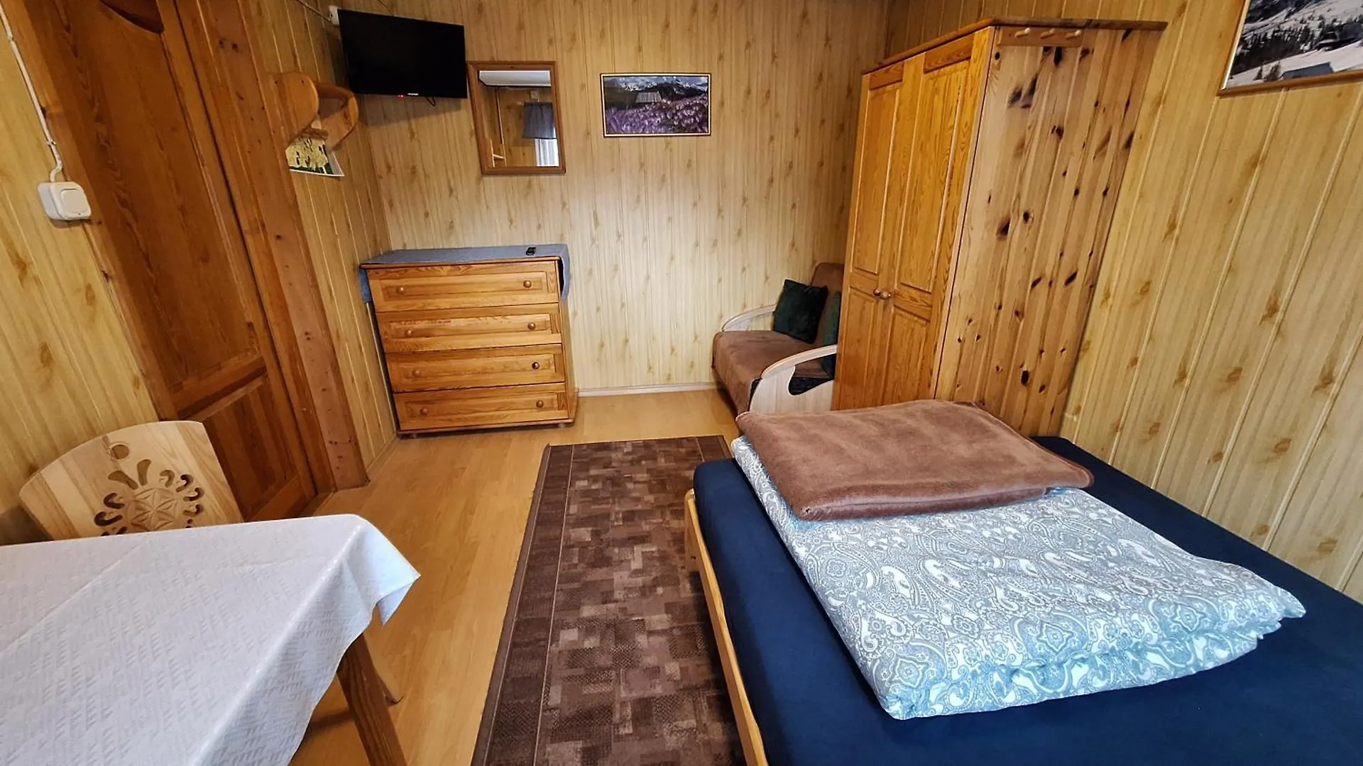 Domek U Gasienicow 1 - Pokoje Goscinne Zakopane Homestay
